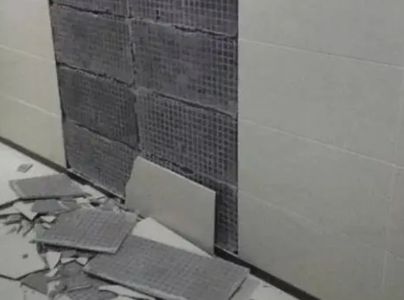 巴中市瓷砖空鼓维修公司分享下巴中市墙砖松动维修的知识